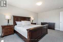 51 CRAB APPLE COURT | Wellesley Ontario | Slide Image Thirty-nine