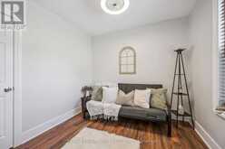 8 CROSS STREET | Paris Ontario | Slide Image Nine