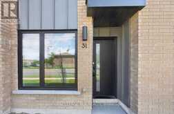 31 RAINWATER LANE | Barrie Ontario | Slide Image Three