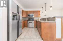 86 TREASURE DRIVE | Brampton Ontario | Slide Image Sixteen