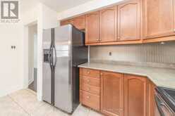 86 TREASURE DRIVE | Brampton Ontario | Slide Image Seventeen