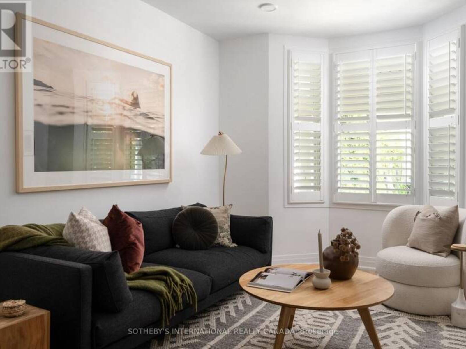 22 CONNAUGHT AVENUE, Toronto, Ontario M4L 2V9