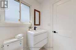 10 CHERRY BLOSSOM LANE | Markham Ontario | Slide Image Sixteen