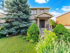 352 MAPLE LEAF DRIVE Toronto Ontario, M6L 1P6