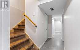 91 - 270 TIMBERBANK BOULEVARD | Toronto Ontario | Slide Image Thirty-five