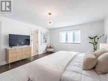 18 HEMING TRAIL | Hamilton Ontario | Slide Image Thirty
