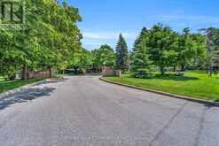 210 - 111 GREW BOULEVARD | Georgina Ontario | Slide Image Three