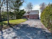582 DUCLOS POINT ROAD | Georgina Ontario | Slide Image Four