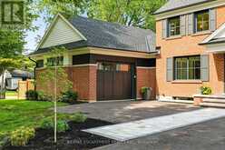 727 KING ROAD | Burlington Ontario | Slide Image Five
