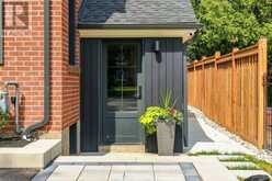 727 KING ROAD | Burlington Ontario | Slide Image Six