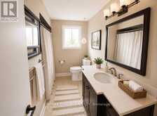 27 RADFORD CRESCENT | Markham Ontario | Slide Image Nine
