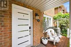 147 SPEYSIDE DRIVE | Oakville Ontario | Slide Image Five