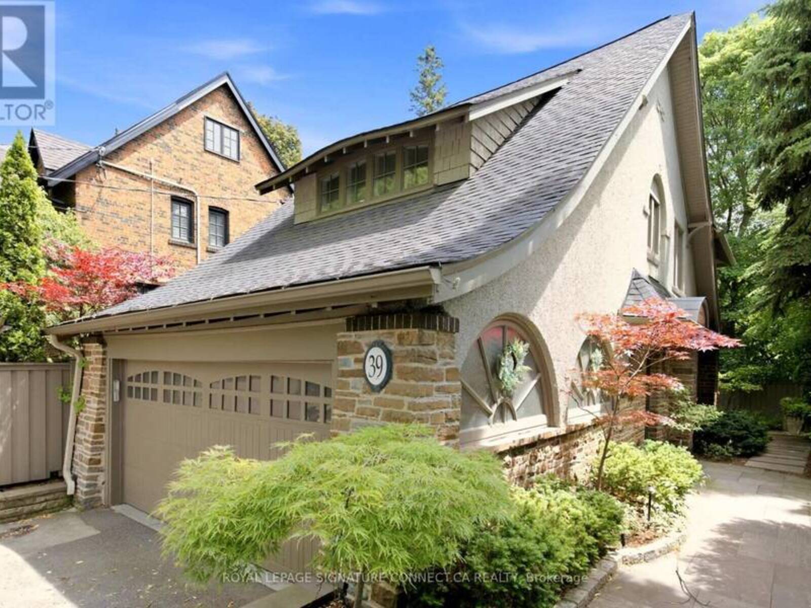39 GLENGOWAN ROAD, Toronto, Ontario M4N 1G1
