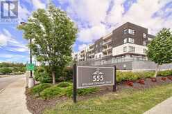 233 - 555 WILLIAM GRAHAM DRIVE | Aurora Ontario | Slide Image One