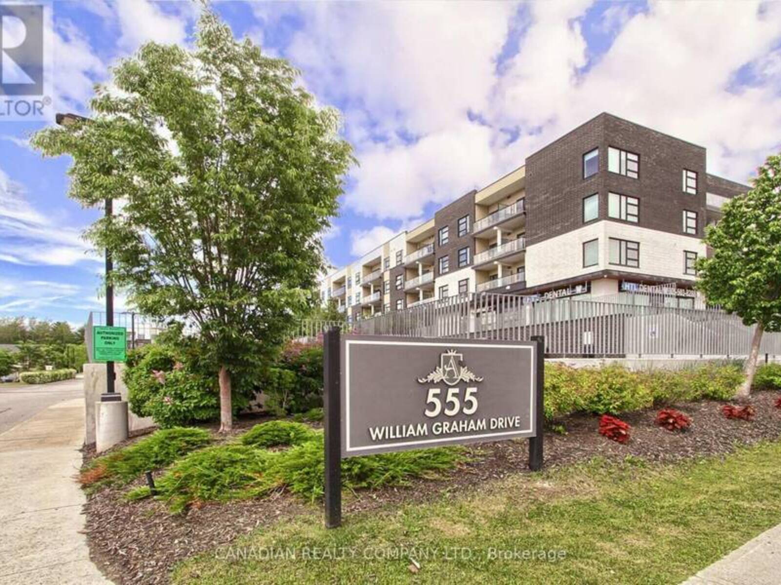233 - 555 WILLIAM GRAHAM DRIVE, Aurora, Ontario L4G 7C4