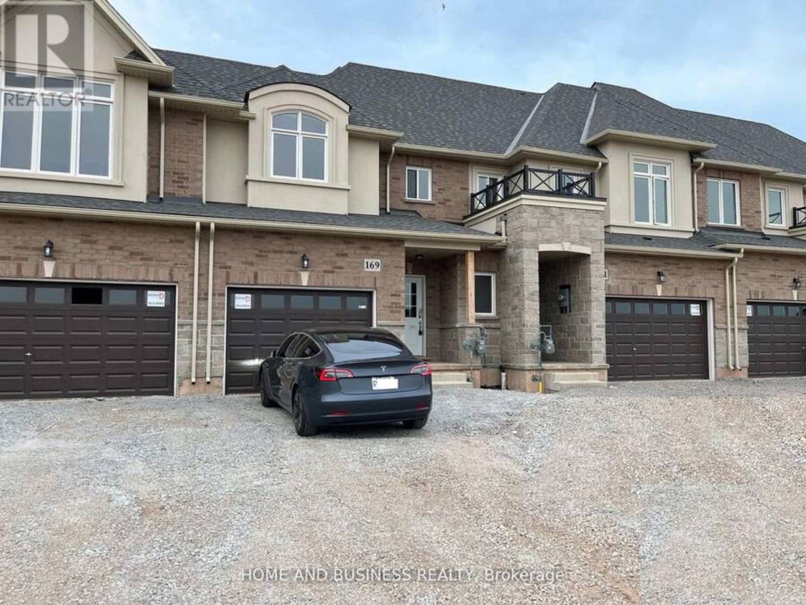 169 SONOMA LANE, Hamilton, Ontario L8E 0J9