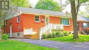 1100 BRUCE STREET | Sarnia Ontario | Slide Image One
