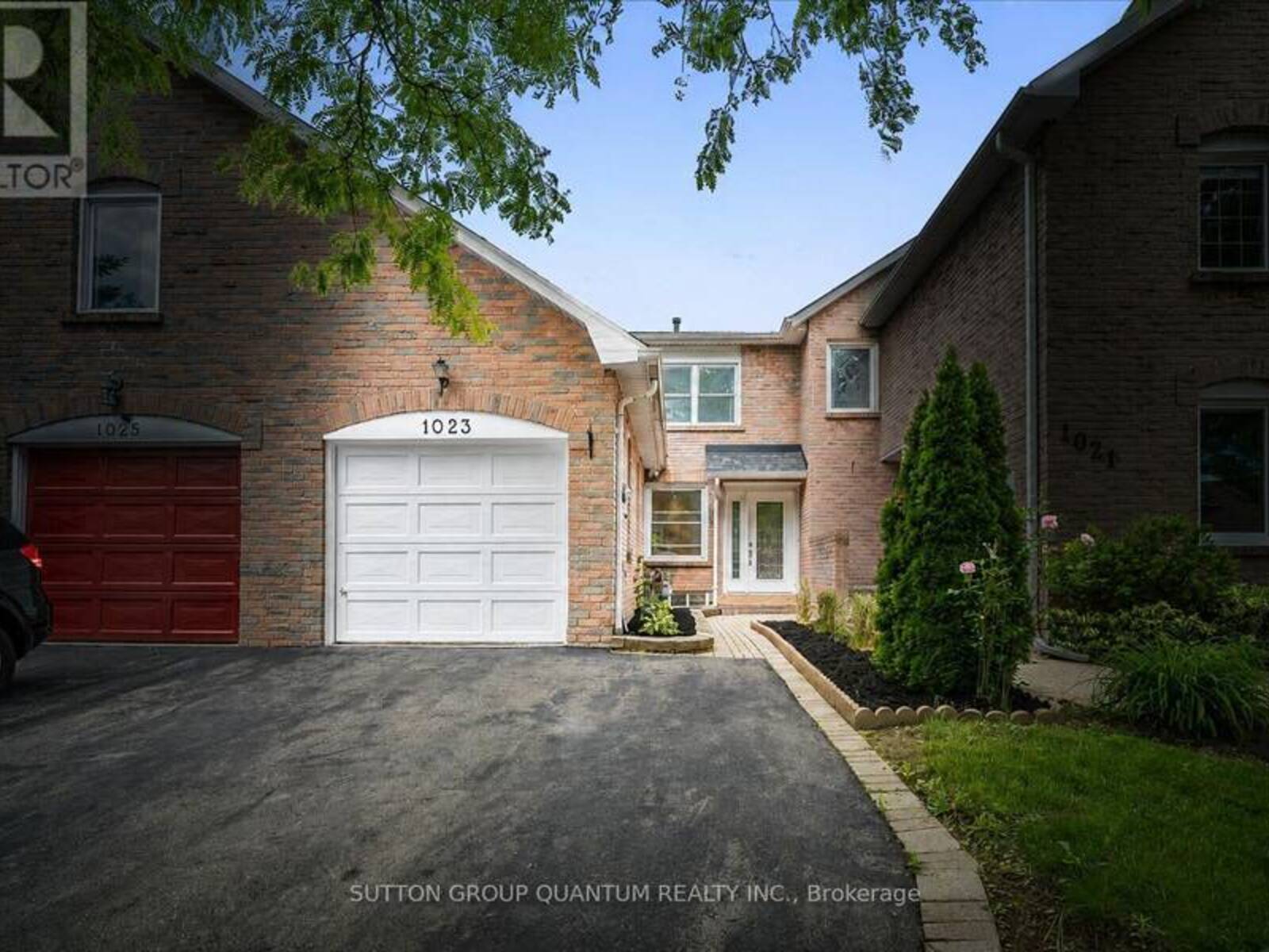 1023 RUNNYMEAD CRESCENT, Oakville, Ontario L6M 1C5