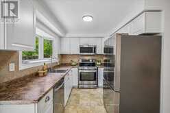 1023 RUNNYMEAD CRESCENT | Oakville Ontario | Slide Image Eleven