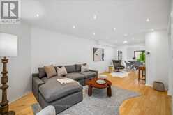 1023 RUNNYMEAD CRESCENT | Oakville Ontario | Slide Image Seven