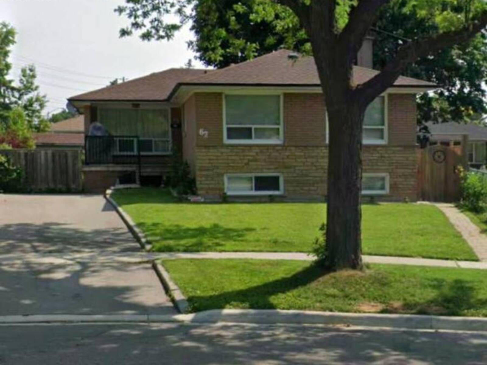62 CLEMENTINE SQUARE, Toronto, Ontario M1G 2V7