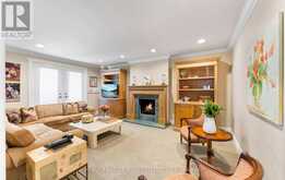 8 GRANADA COURT | Markham Ontario | Slide Image Seventeen