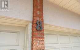 8 GRANADA COURT | Markham Ontario | Slide Image Three
