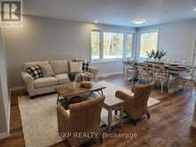 71 LAKESHORE ROAD E | Oro-Medonte Ontario | Slide Image Nine