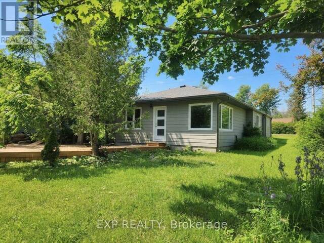71 LAKESHORE ROAD E Oro-Medonte Ontario, L0L 2E0 - 2 Bedrooms Home For Sale