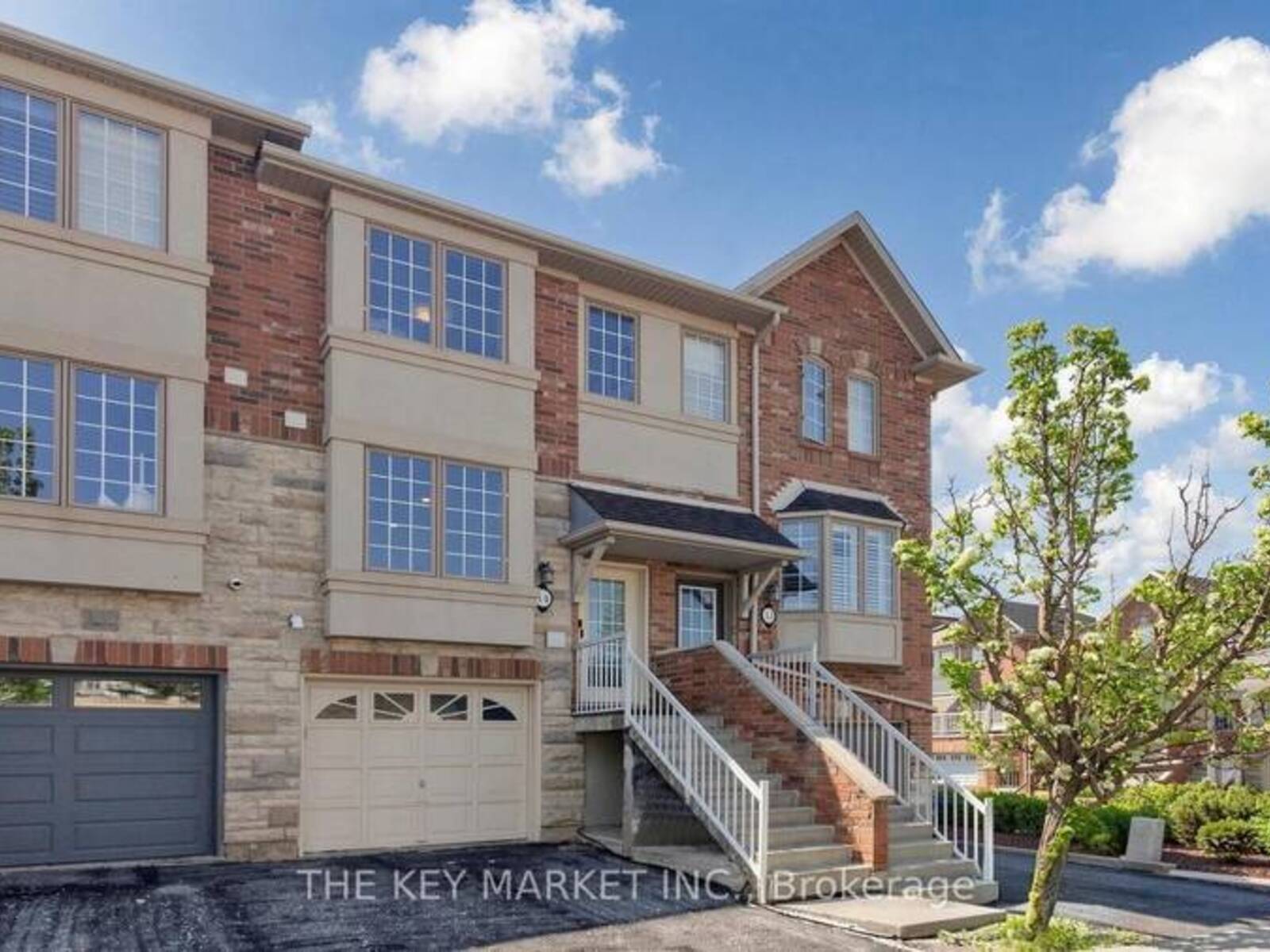 14 - 435 ENGLISH ROSE LANE, Oakville, Ontario L6H 7S9