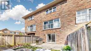 14 - 435 ENGLISH ROSE LANE | Oakville Ontario | Slide Image Thirty