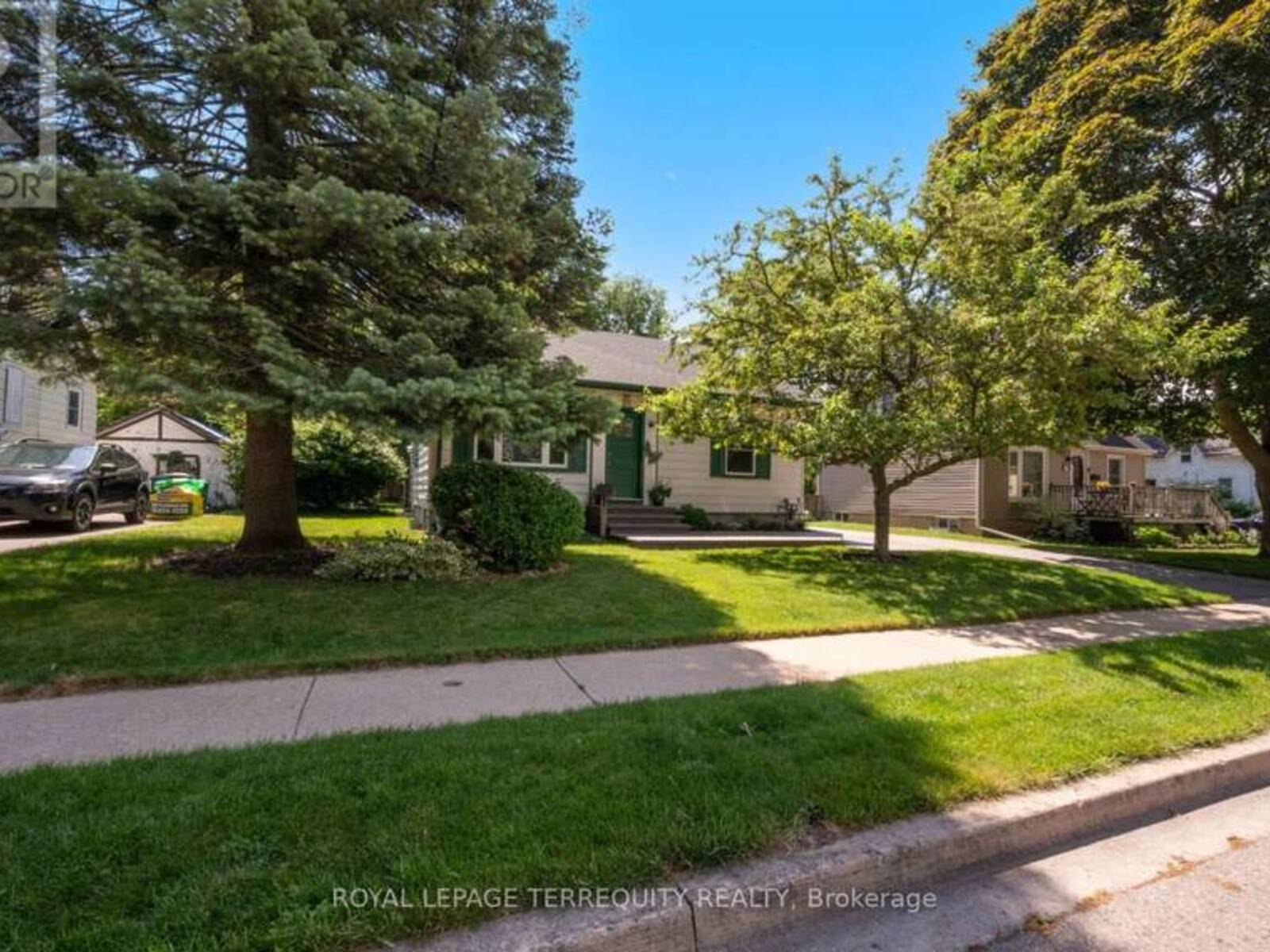 33 ROGERS ROAD, Brampton, Ontario L6X 1L7