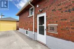 28 WARREN AVENUE | Hamilton Ontario | Slide Image Thirty-nine