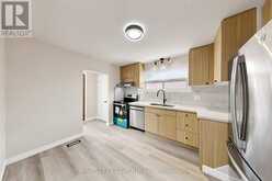 28 WARREN AVENUE | Hamilton Ontario | Slide Image Six