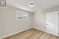 28 WARREN AVENUE | Hamilton Ontario | Slide Image Eight