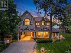124 ELMPINE TRAIL King Ontario, L7B 1K4