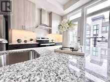39 CREDIT LANE | Richmond Hill Ontario | Slide Image Two