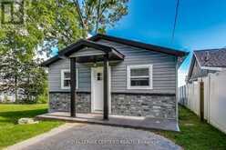 69 OLIVE CRESCENT | Orillia Ontario | Slide Image Four