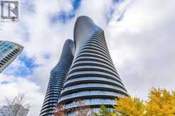 PH3 - 50 ABSOLUTE AVENUE | Mississauga Ontario | Slide Image Thirty-six