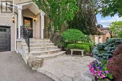 2045 ROSEMOUNT CRESCENT | Oakville Ontario | Slide Image Two