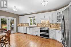 2045 ROSEMOUNT CRESCENT | Oakville Ontario | Slide Image Six