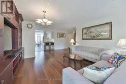410 - 7250 YONGE STREET | Vaughan Ontario | Slide Image Eight