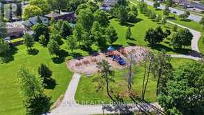 98 DARRAS COURT | Brampton Ontario | Slide Image Forty