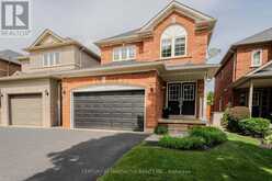 30 CASTLE GREEN DRIVE | Whitby Ontario | Slide Image Three