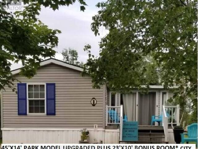 1 KENORA TRAIL Wasaga Beach Ontario, L9Z 1X7 - 3 Bedrooms Waterfront Home For sale