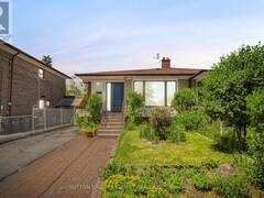 109 ELNATHAN CRESCENT Toronto Ontario, M9L 2G2