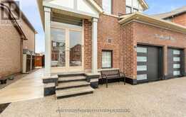 21 ARKWRIGHT DRIVE | Brampton Ontario | Slide Image Four
