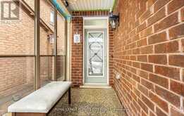 21 ARKWRIGHT DRIVE | Brampton Ontario | Slide Image Eight