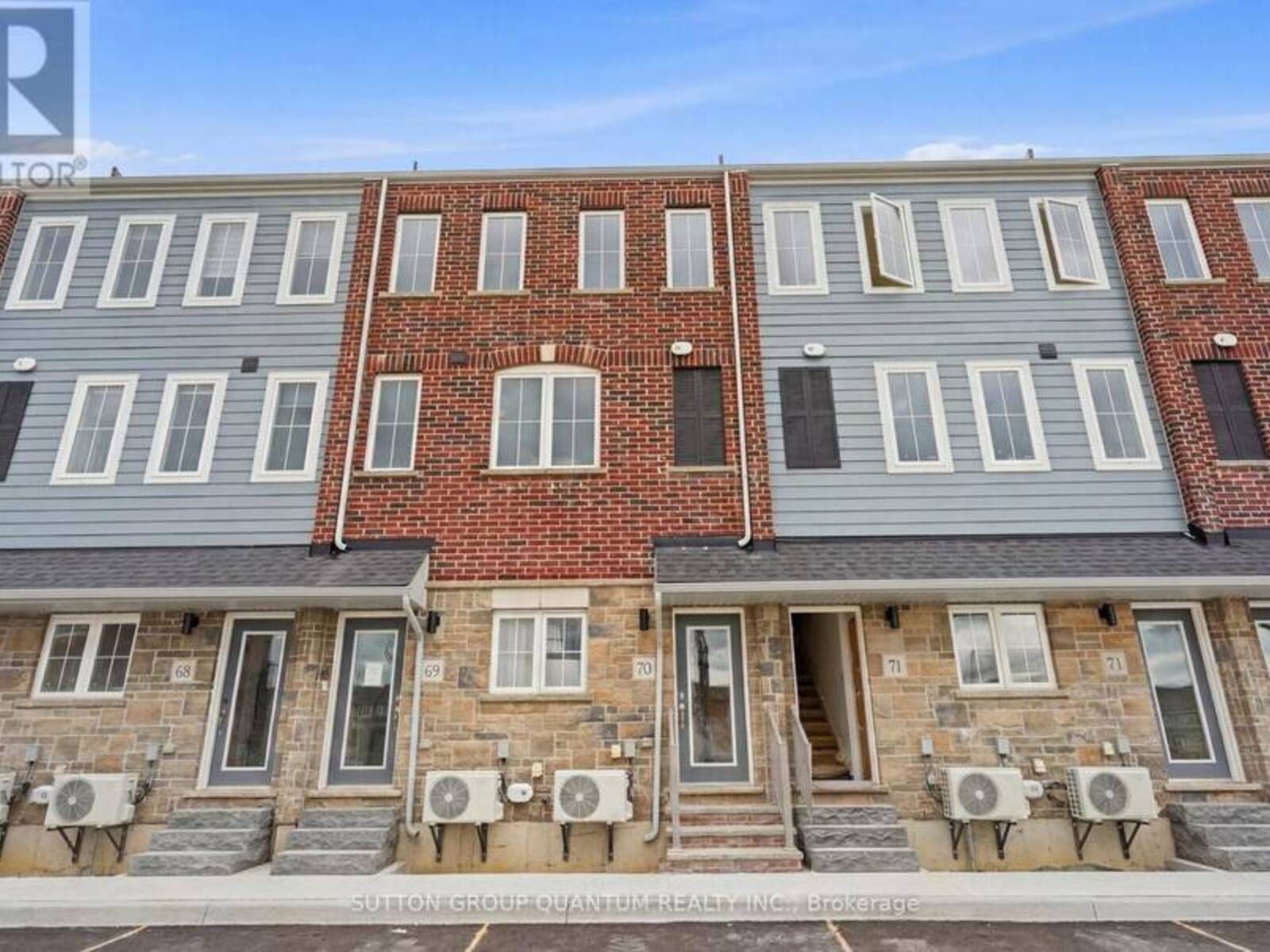 70 - 677 PARK ROAD N, Brantford, Ontario N3R 0A2