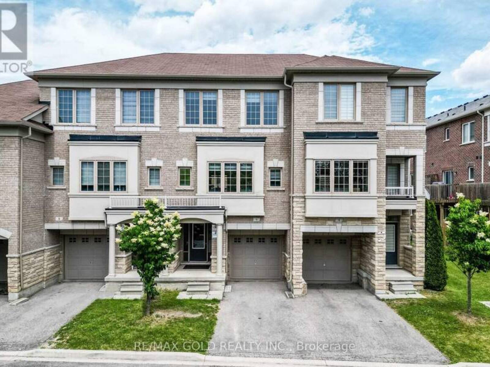 151 - 6 PULBERRY CLOSE, Brampton, Ontario L6Y 6E6